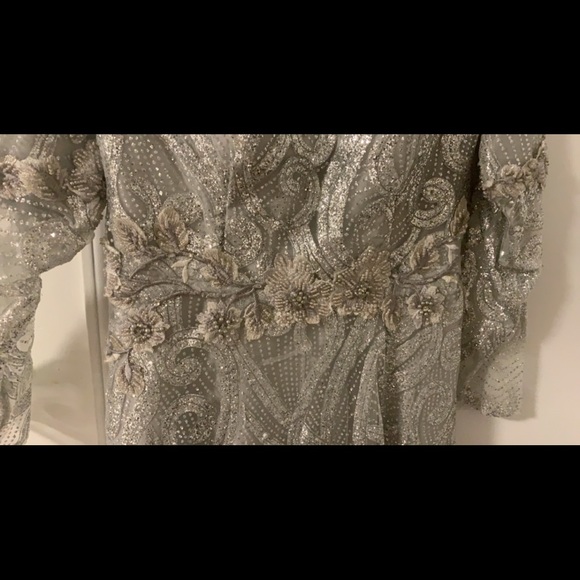 Silver dress - Picture 3 of 4